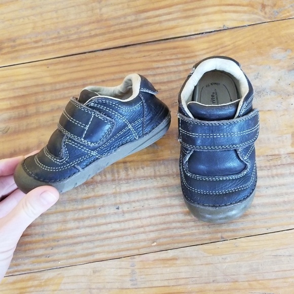 mens black shoes amazon